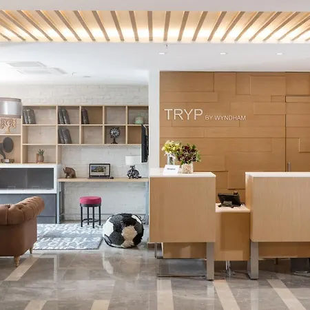 Hotel Tryp By Wyndham Oran 3*